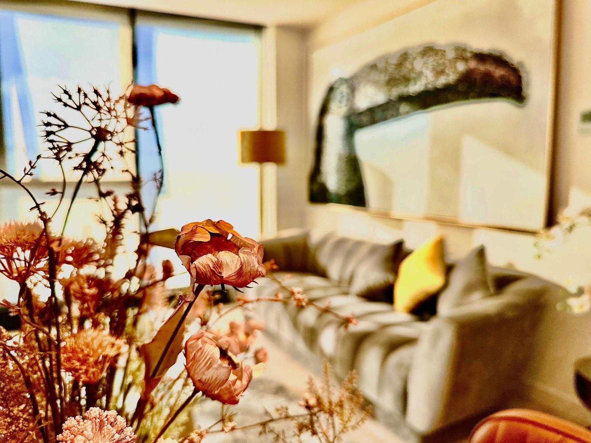 Highrise Best Location 2 Bedrooms & 2 Bathrooms — Photos 3